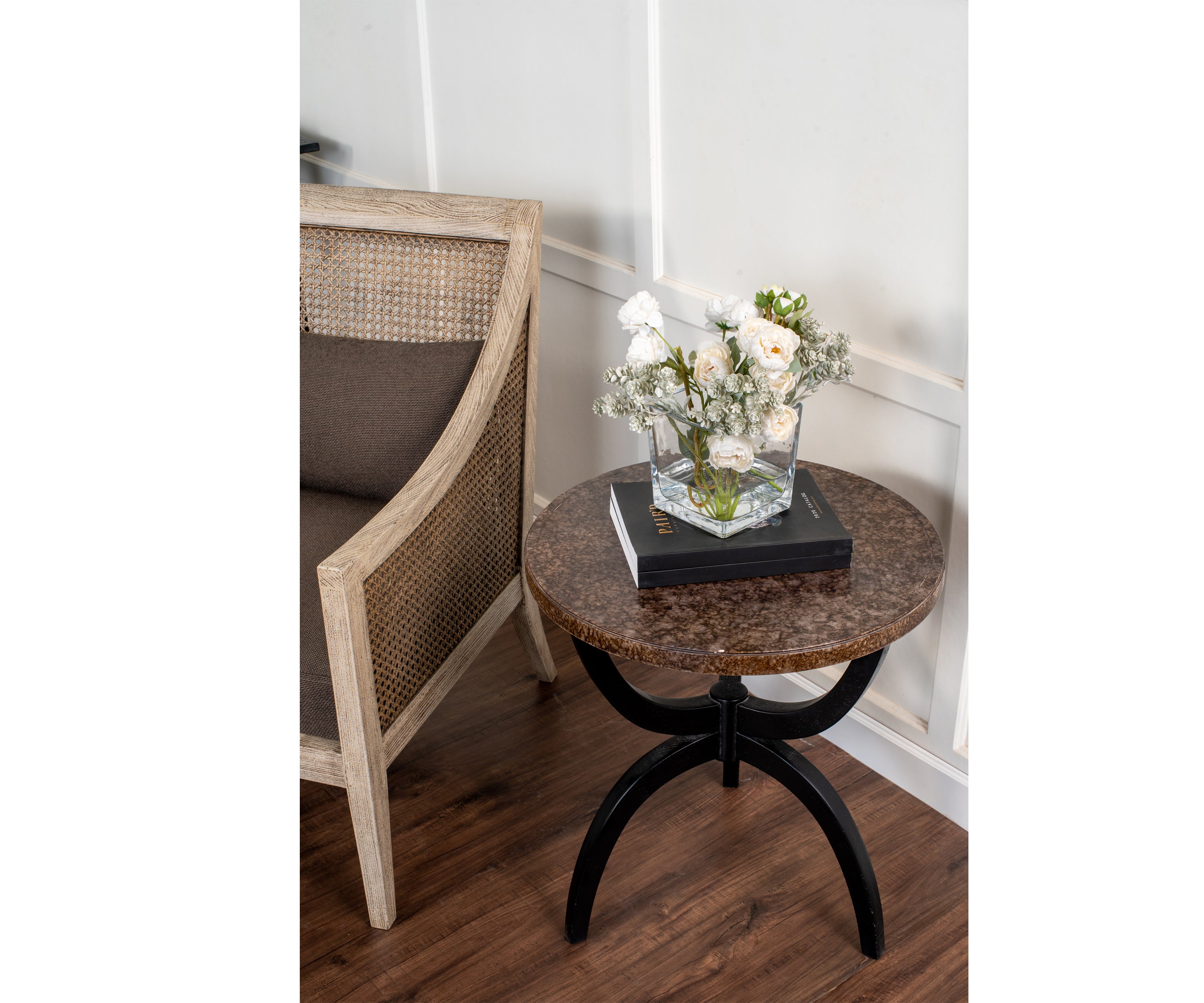 GLORIA TABLE